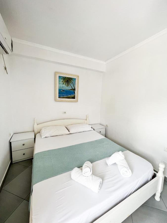 Ionian View B&B Himare Exterior photo