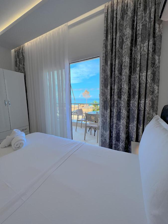 Ionian View B&B Himare Exterior photo
