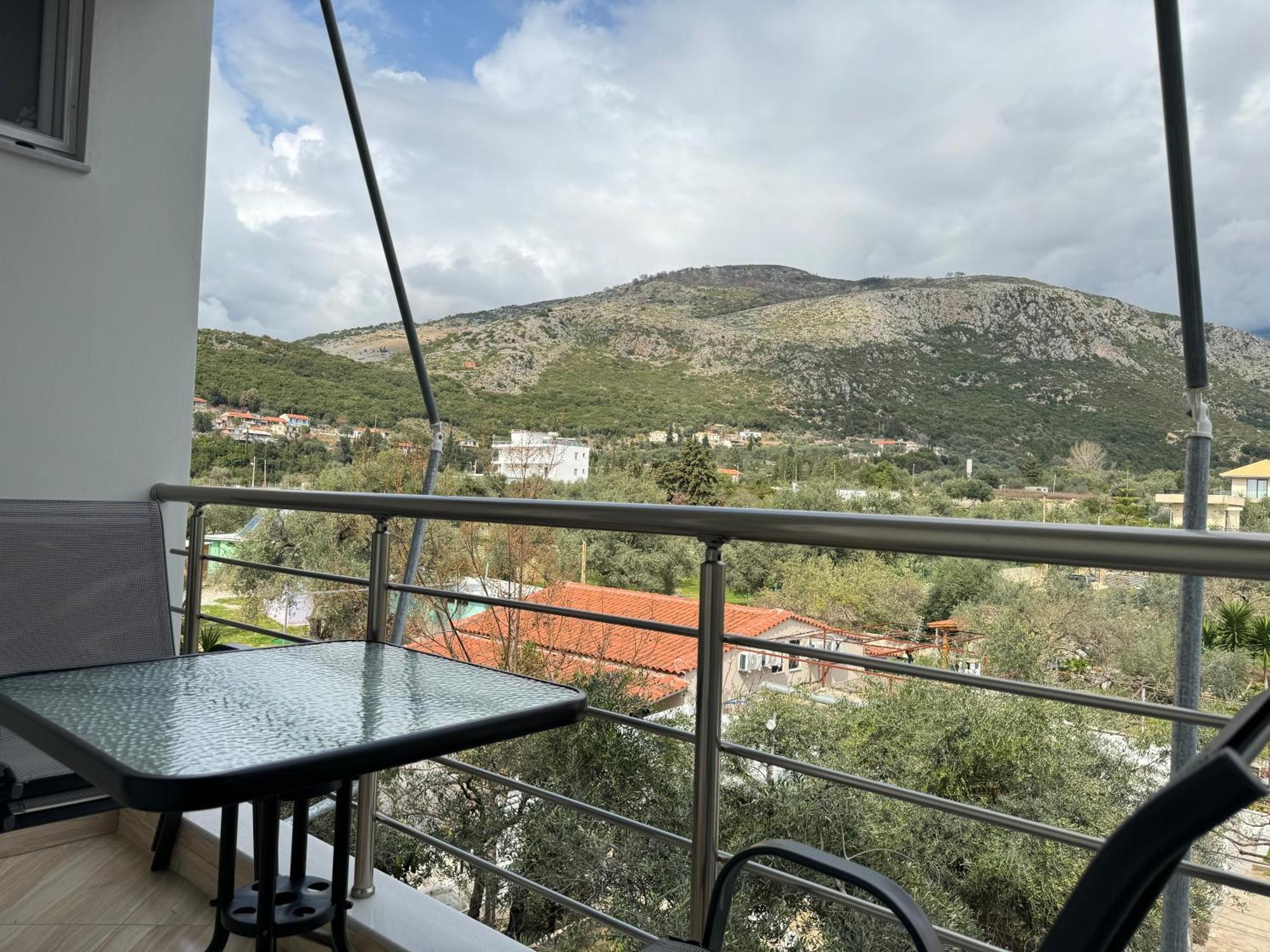 Ionian View B&B Himare Exterior photo